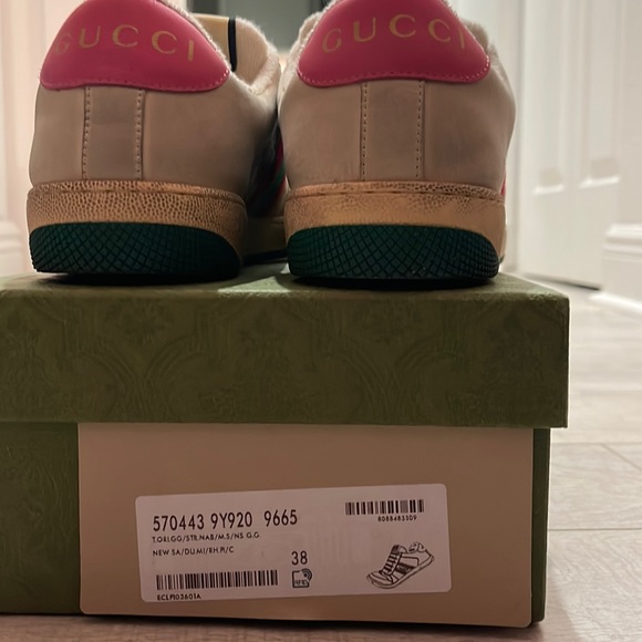 GUCCI sneakers (authentic) - Picture 1 of 4